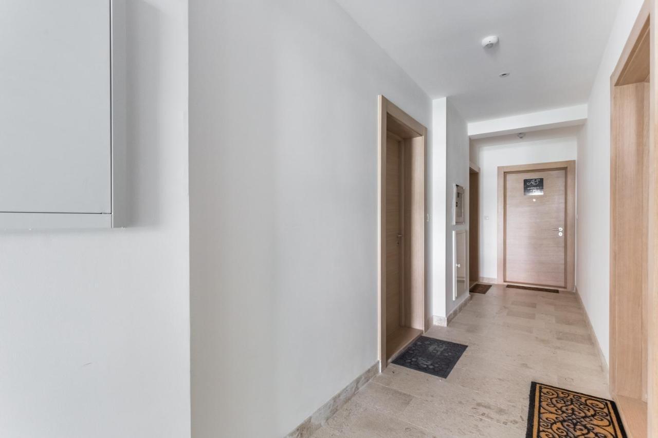 Apartments Lm Residence Rafajlovići Eksteriør bilde