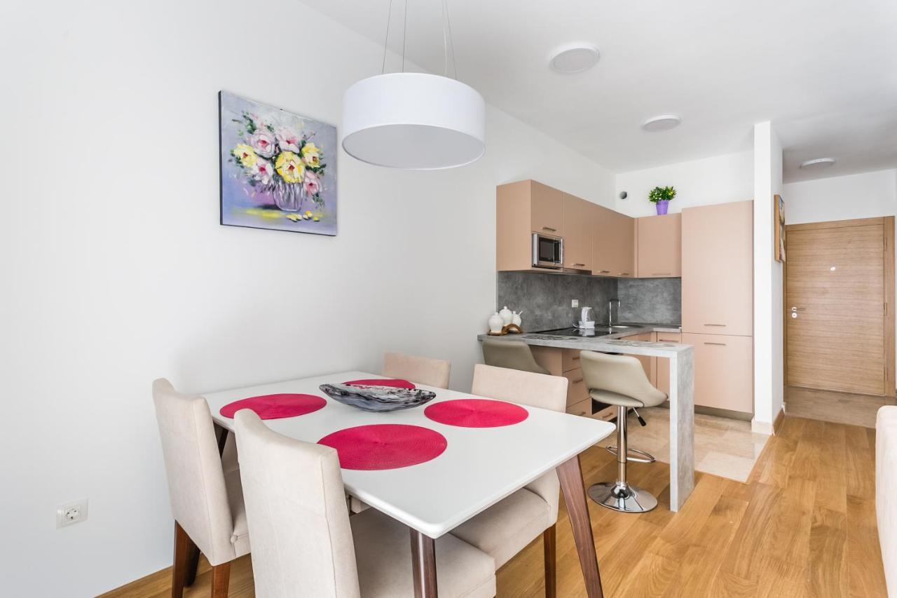 Apartments Lm Residence Rafajlovići Eksteriør bilde