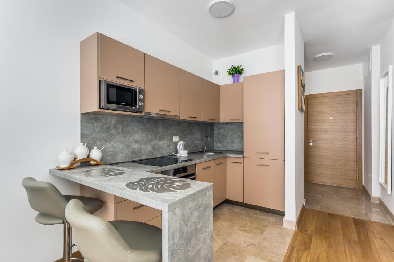 Apartments Lm Residence Rafajlovići Eksteriør bilde